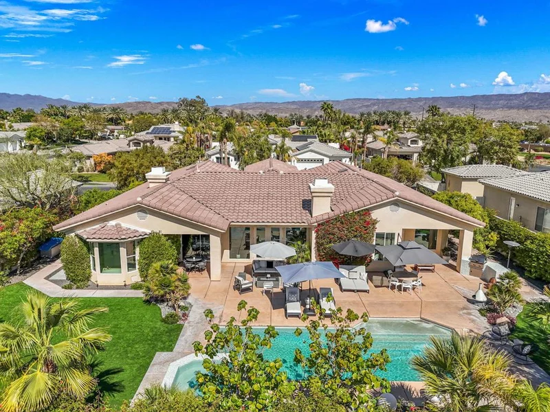 19 Trafagar Square, Rancho Mirage, CA 92270