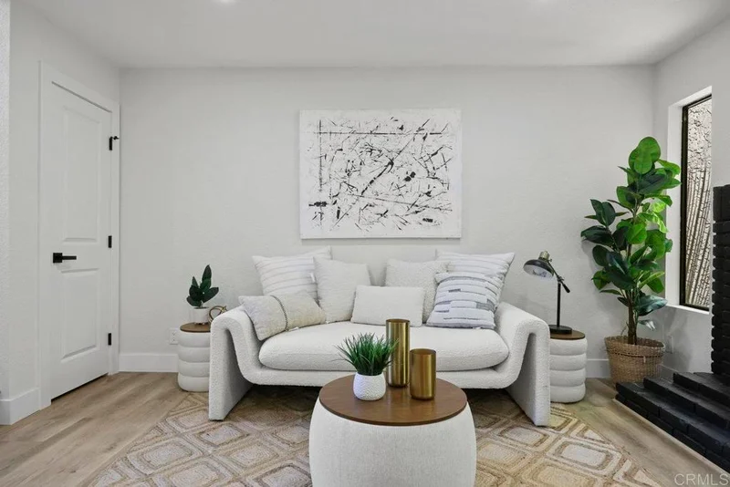 10421 Crosscreek, San Diego, CA 92131