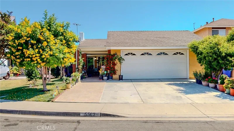 5562 Pueblo Court, Commerce, CA 90040