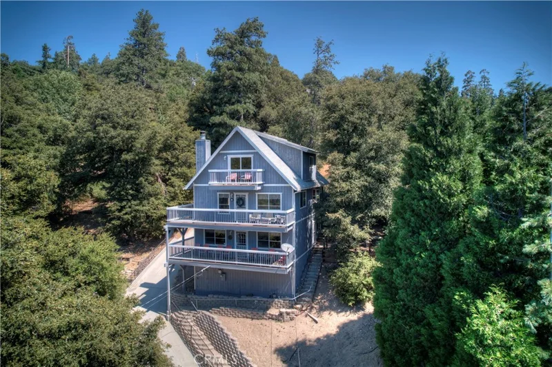 456 Wylerhorn Drive, Crestline, CA 92325