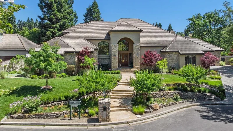30 Deer Creek Lane, Danville, CA 94506