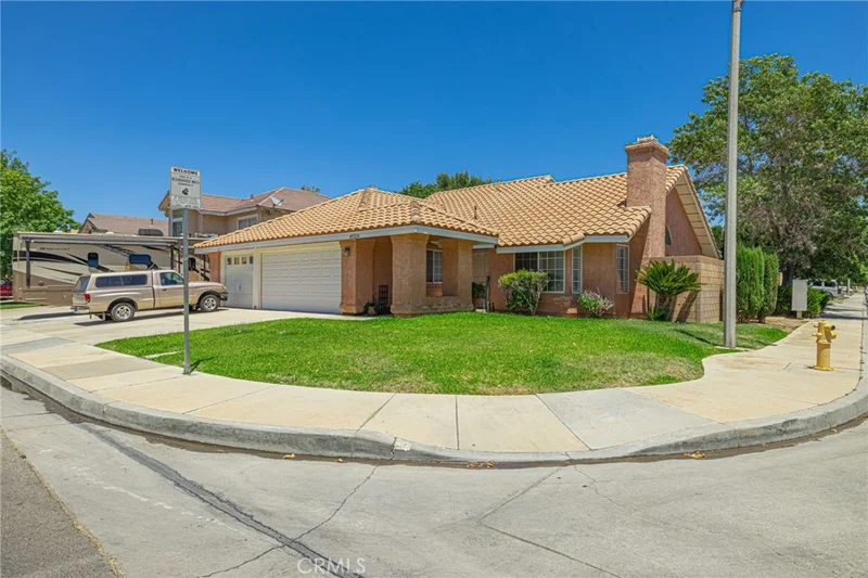 45024 Bevington Avenue, Lancaster, CA 93535