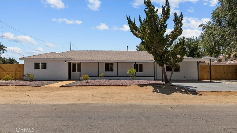 4522 W Avenue L6, Lancaster, CA 93536