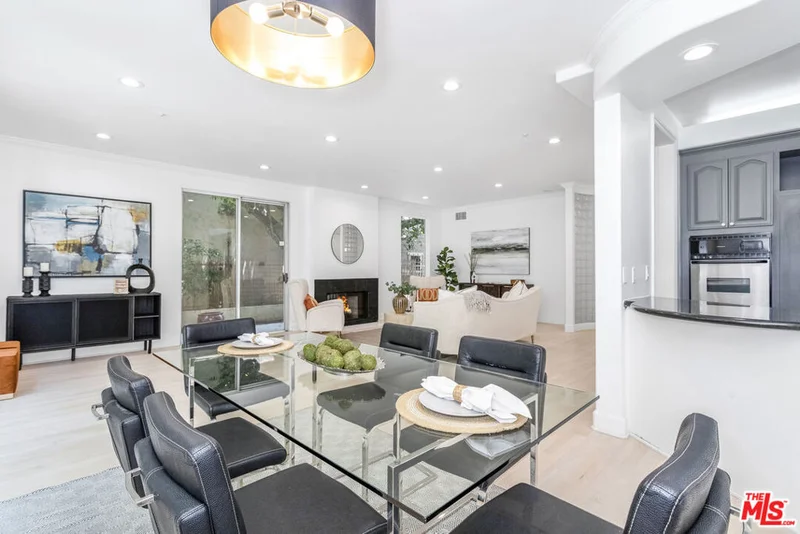 524 California Avenue 100, Santa Monica, CA 90403