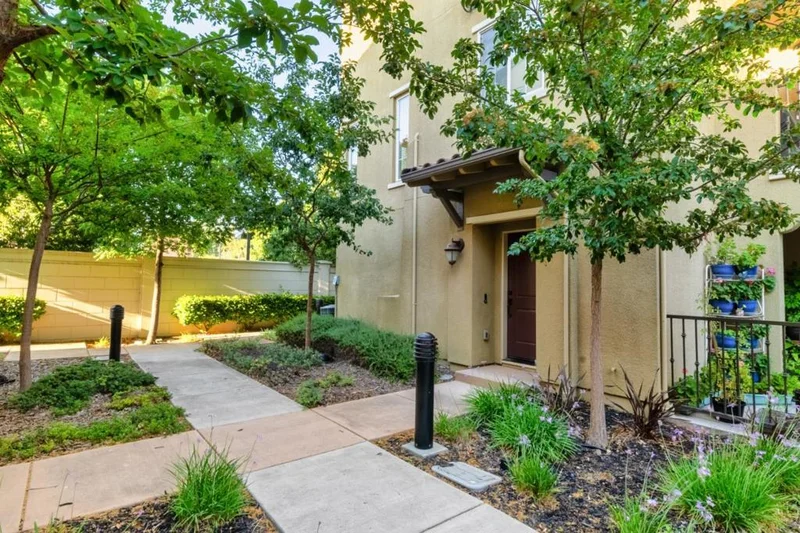545 Holthouse Terrace, Sunnyvale, CA 94087