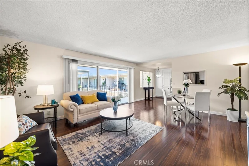 2940 W Carson Street 211, Torrance, CA 90503