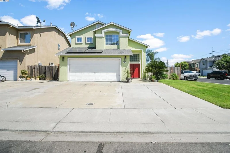 786 Cornell Way, Manteca, CA 95336