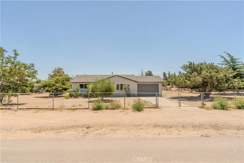 8523 8th Avenue, Hesperia, CA 92345
