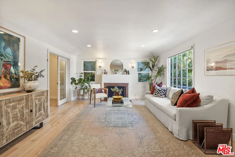11324 Sunshine Terrace, Studio City, CA 91604