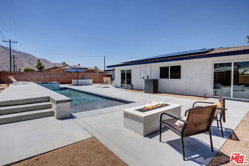 451 W Bon Air Drive, Palm Springs, CA 92262