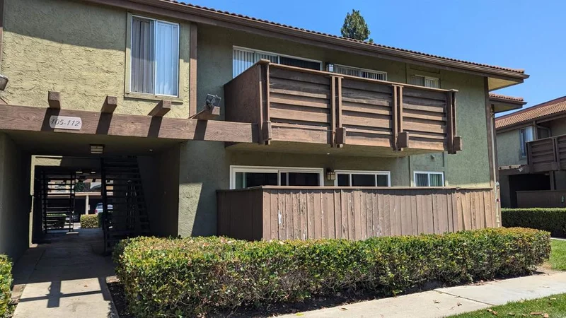 615 Fredricks Avenue 105, Oceanside, CA 92058