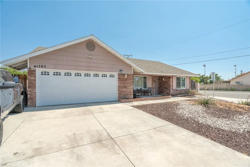 41763 Lomas Street, Hemet, CA 92544