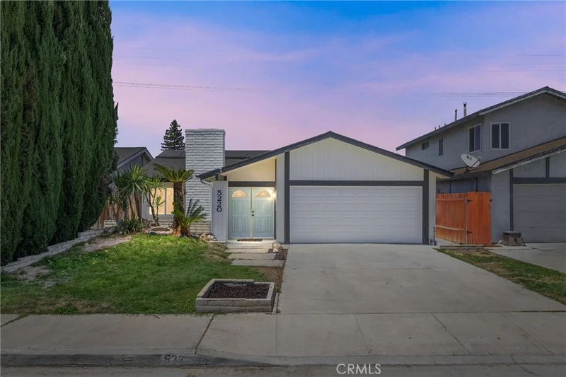 5220 Eastridge Court, Bakersfield, CA 93306