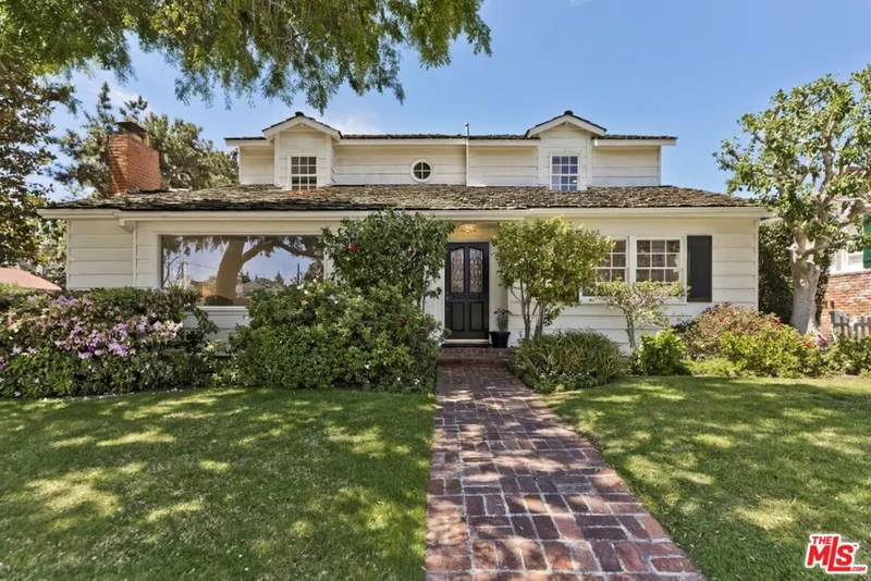 1001 Iliff Street, Pacific Palisades, CA 90272