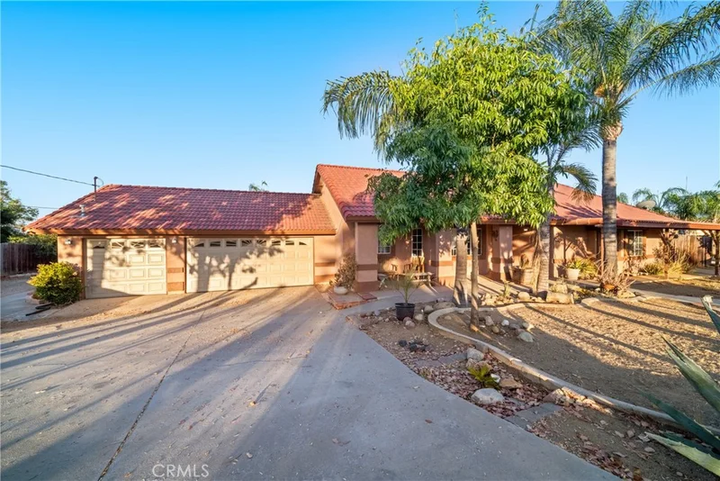 2303 Sunnysands Drive, Perris, CA 92570