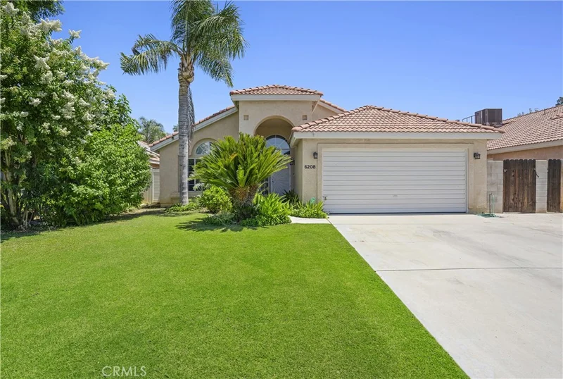 6208 Quaking Aspen, Bakersfield, CA 93313