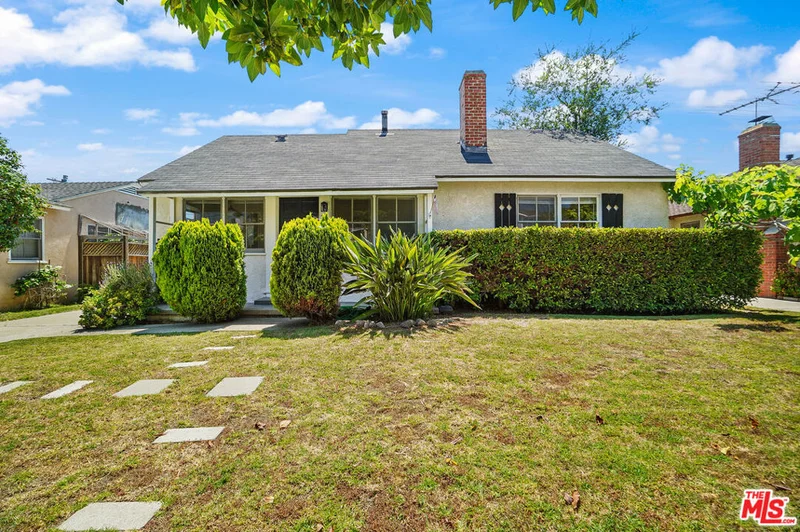 2739 Midvale Avenue, Los Angeles, CA 90064