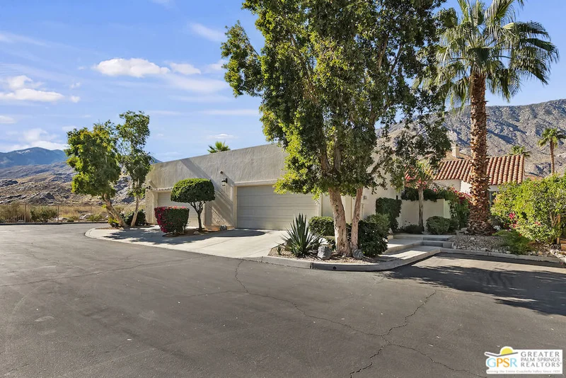 2951 Zamora Court, Palm Springs, CA 92264