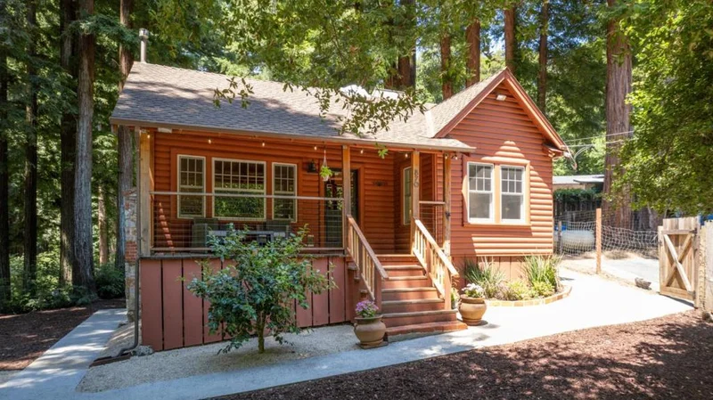 870 Creek Drive, Boulder Creek, CA 95006