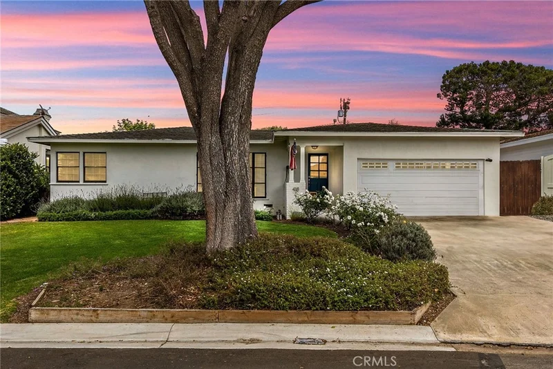 418 Pirate Road, Newport Beach, CA 92663