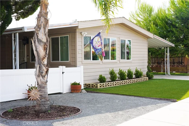 253 N Palomar Avenue, San Jacinto, CA 92582