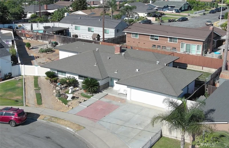 1016 N Paradise Place, Anaheim, CA 92806