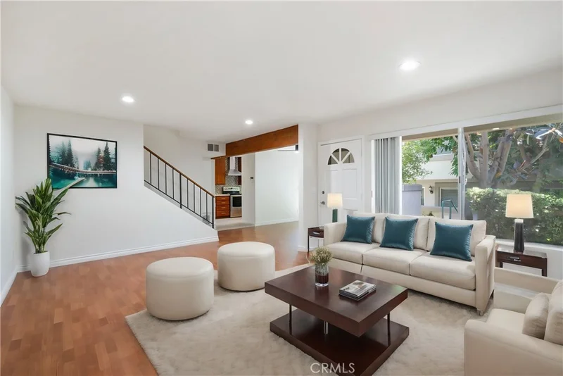 18530 Mayall Street H, Northridge, CA 91324
