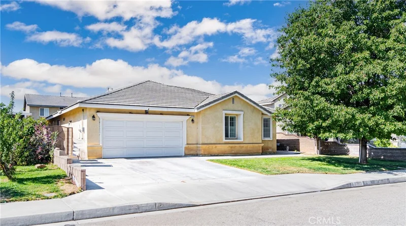 6208 W Avenue J9, Lancaster, CA 93536
