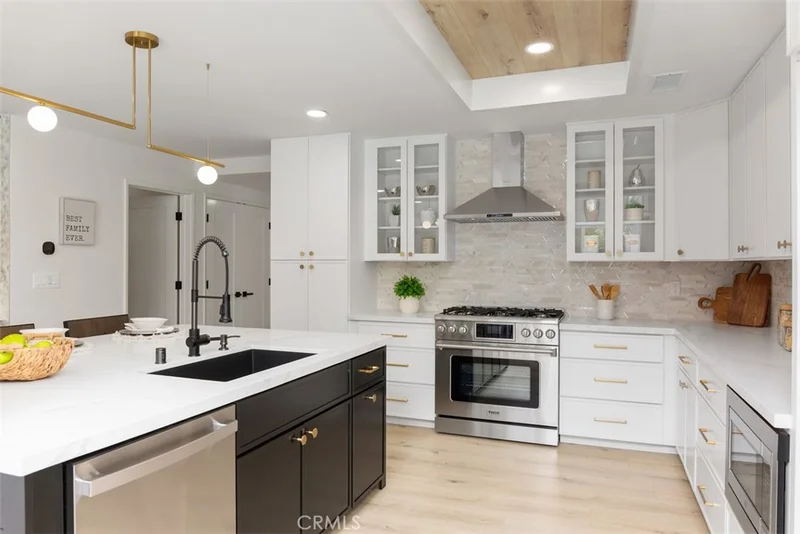 1032 Charwood Lane, North Tustin, CA 92705