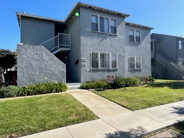 10222 S Van Ness Avenue, Los Angeles, CA 90047