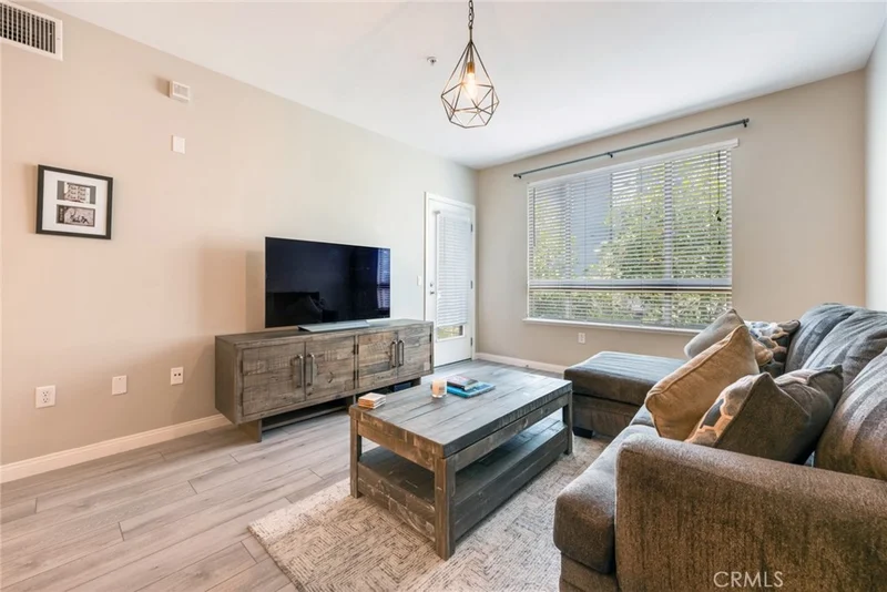 100 S Alameda Street 352, Los Angeles, CA 90012