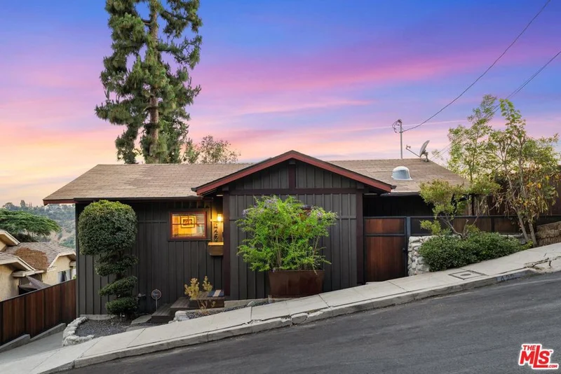 422 Holland Avenue, Los Angeles, CA 90042