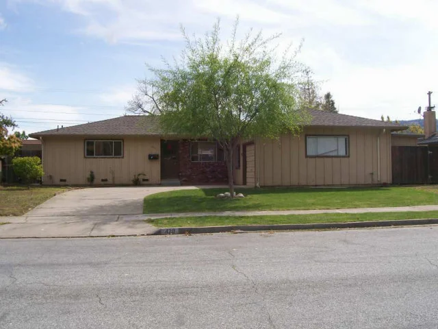 420 Arnold, Gilroy, CA 95020