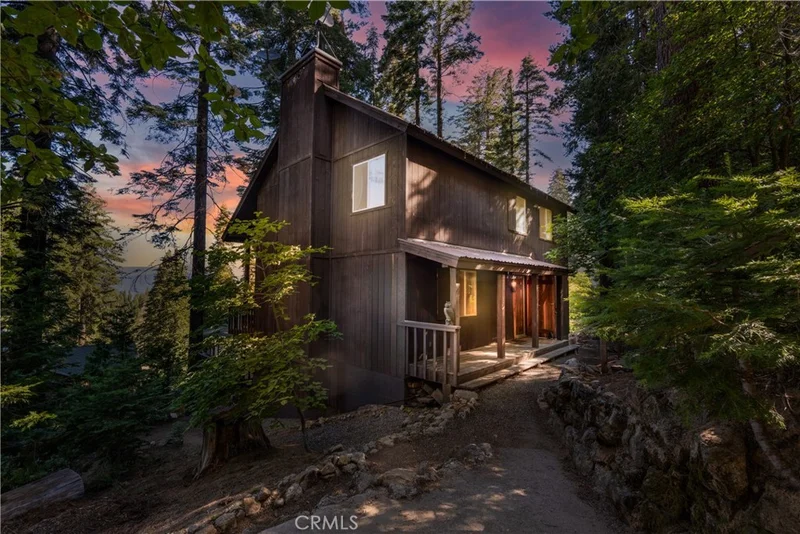 7423 Henness Ridge Road, Yosemite, CA 95389