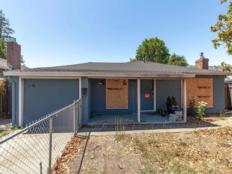 1176 Ruby, Redwood City, CA 94061