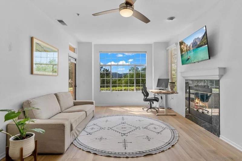 18557 Caminito Pasadero 392, San Diego, CA 92128