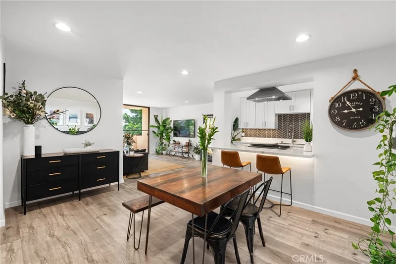855 Victor Avenue 201, Inglewood, CA 90302