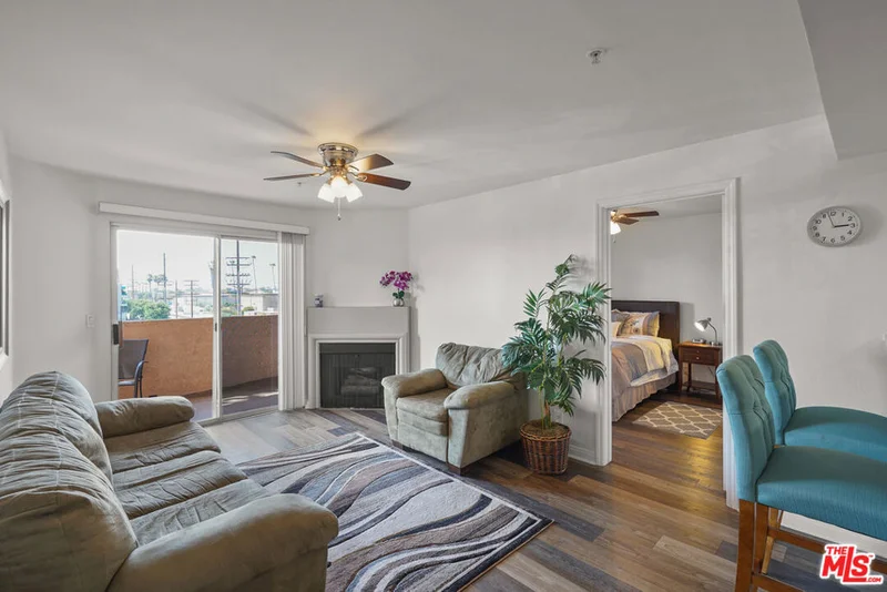 11410 Brookshire Avenue 303, Downey, CA 90241