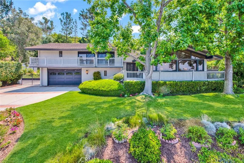 10322 Brightwood Drive, North Tustin, CA 92705