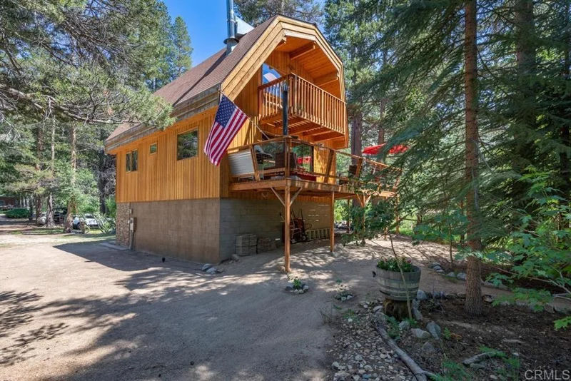 175 Columbine Drive
