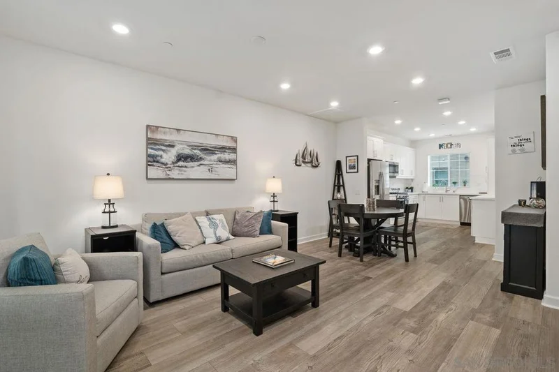 4336 Harbor Way 3, Oceanside, CA 92056