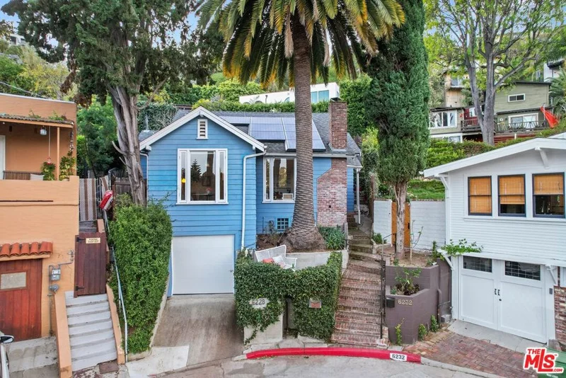 6228 Glen Airy Street, Los Angeles, CA 90068