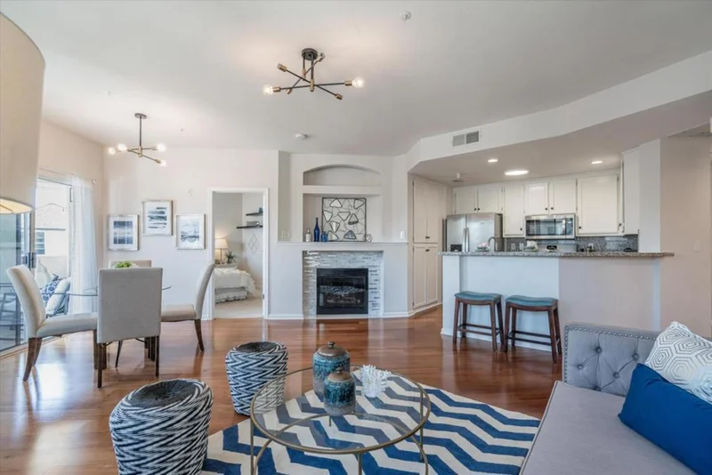 100 Baltic Circle 132, Redwood City, CA 94065