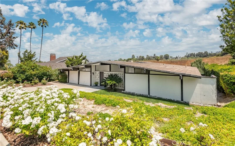 30 Pony Lane, Rolling Hills Estates, CA 90274