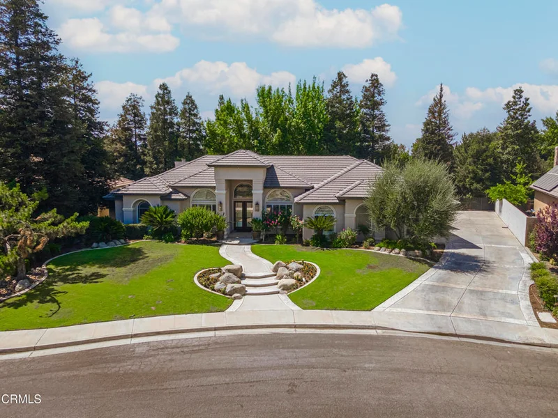 10311 Exsham Drive, Bakersfield, CA 93311