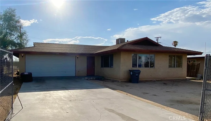 6296 Cholla Avenue, 29 Palms, CA 92277