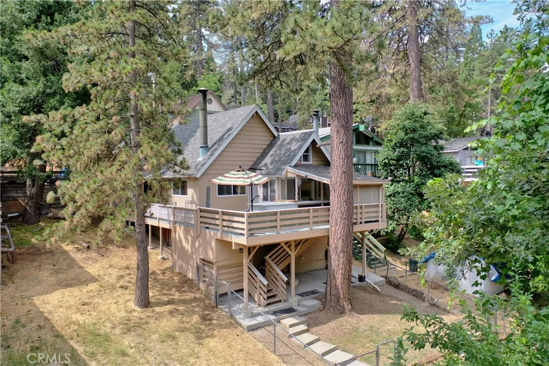 22874 Laurel Lane, Crestline, CA 92325