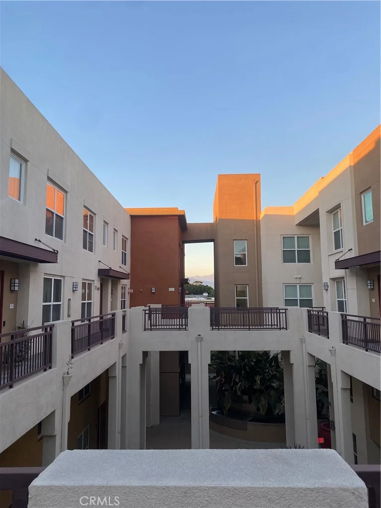 88 E Bay State Street 3F, Alhambra, CA 91801