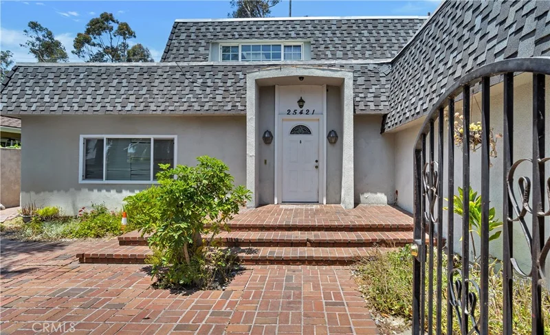 25421 Adriana Street, Mission Viejo, CA 92691