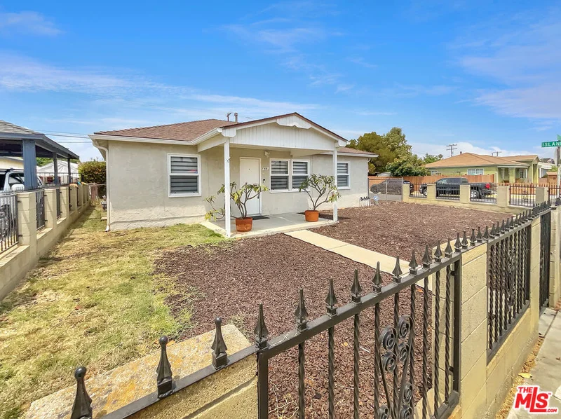419 E 228th Street, Carson, CA 90745